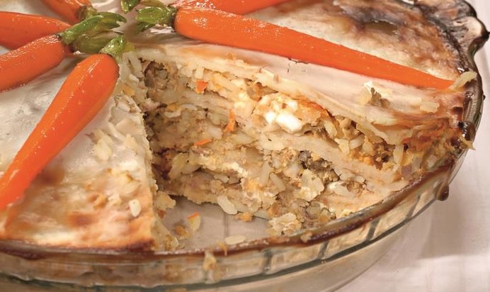 Блинчатый пирог с мясом и яйцами