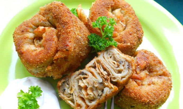 Блинчатые пирожки с грибами Улитки