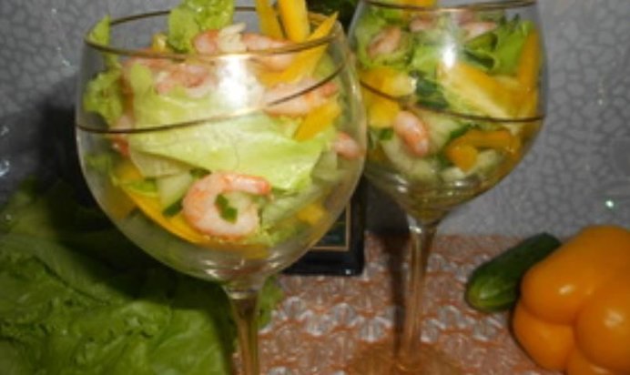 Салат-коктейль с креветками