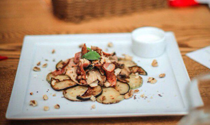 Теплый салат «Калифорнийское утро»