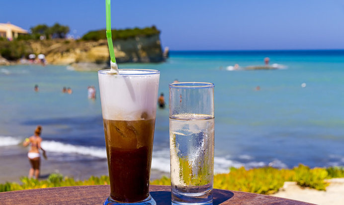 Лучшие холодные кофейные напитки лета