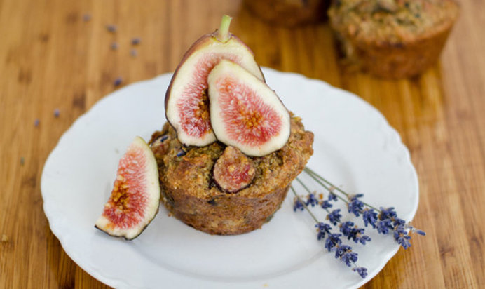 Кексы с миндалем и инжиром