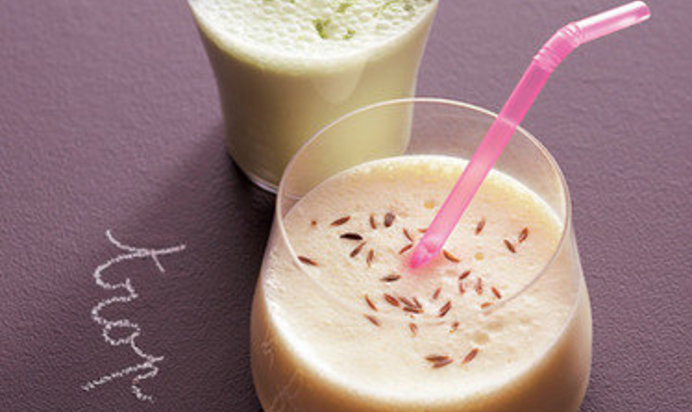 Милк-шейк с огурцом и кориандром