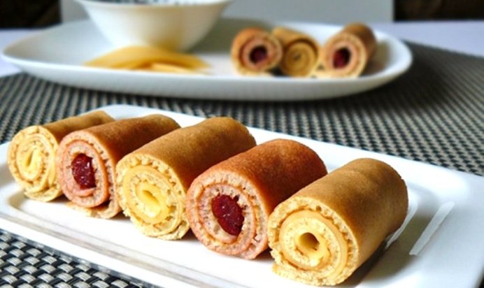 Рулетики из блинов