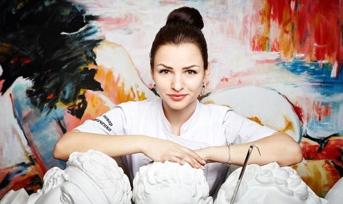 Блинчики с творогом в сливочном и малиновом соусе от Алены Солодовиченко