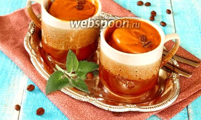 Кофейно-сметанные кексы в микроволновке