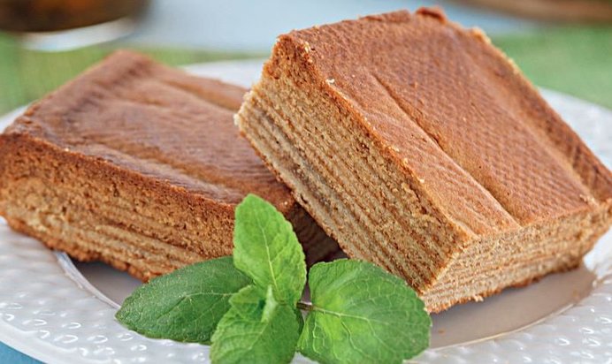 Слоеный торт