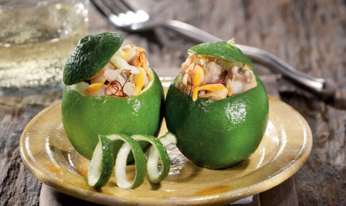 Коктейль с видом на море