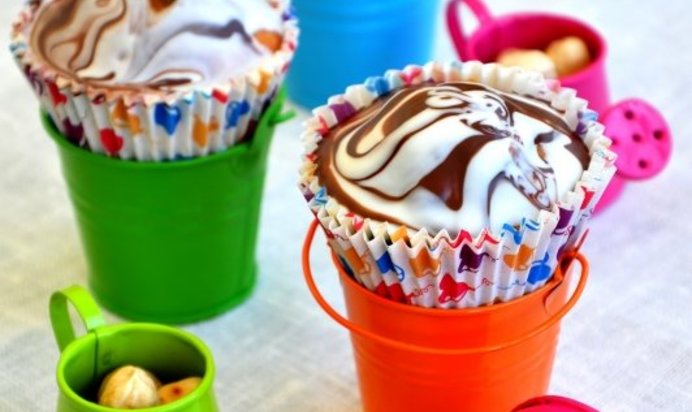 Кексы (маффины) с изюмом