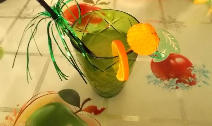 Коктейль мандариновая Отвёртка