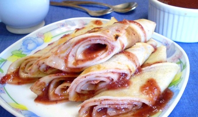 Блинчики с джемом