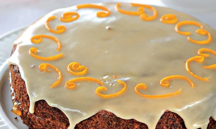 Глазированный морковный торт