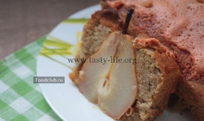 Пряный кекс с грушами