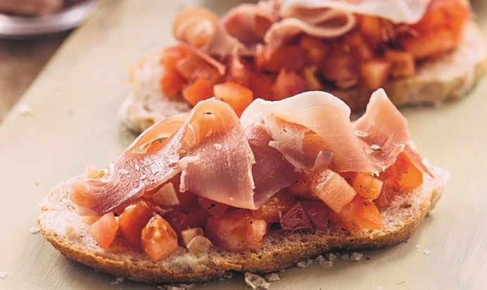 Блинчики с хамоном