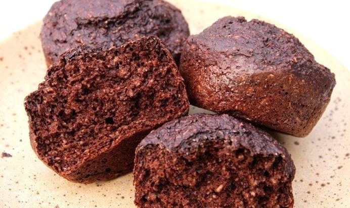 Быстрый протеиновый кекс с отрубями