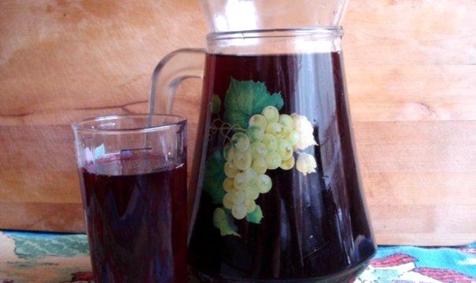 Компот из черники