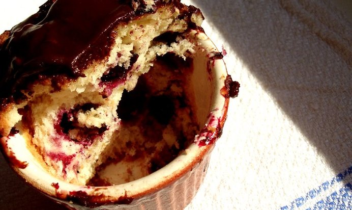 Маффины со смородиной