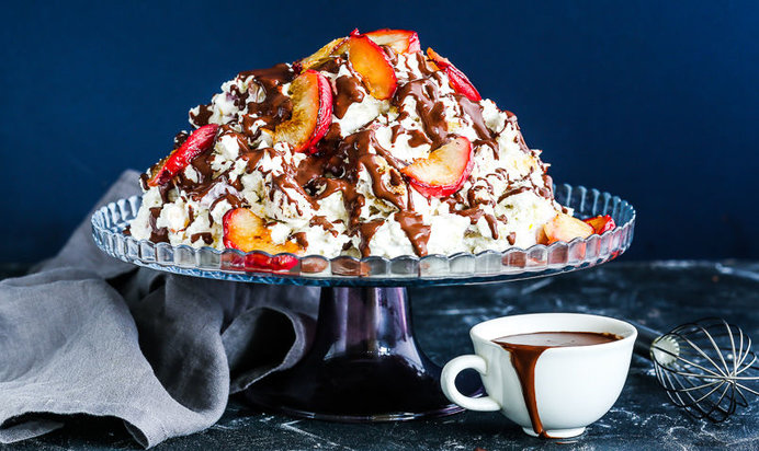 Торт Санчо-панчо с персиками