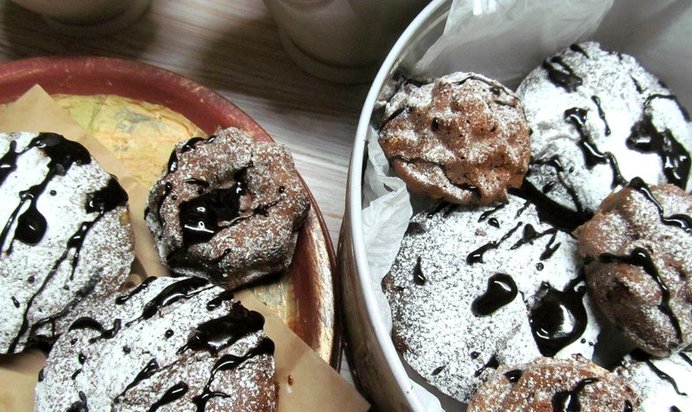 Шоколадные кексы с творогом