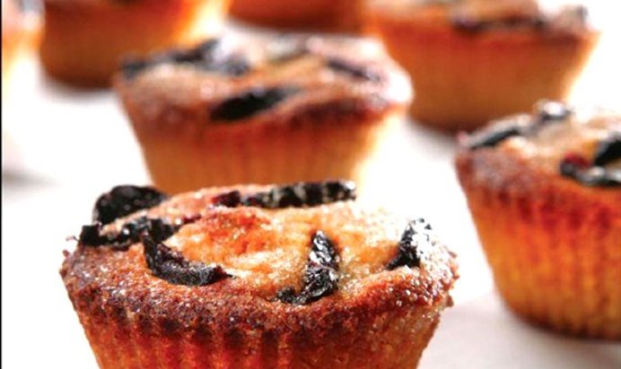 Маленькие кексы с сыром фета и оливковым маслом