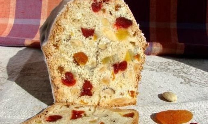 Ореховый кекс с грецкими орехами и сухофруктами