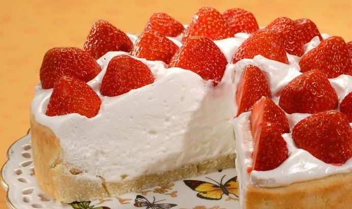 Клубничный торт