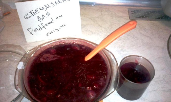 Рябиновый кисель с яблоками