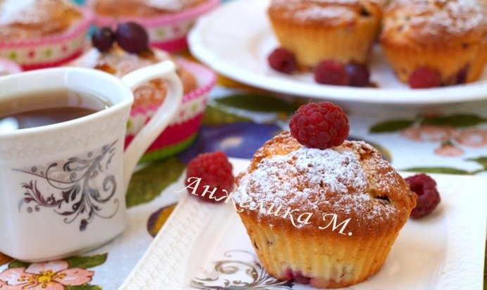 Кексы с ягодами