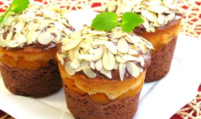 Маффины с абрикосами