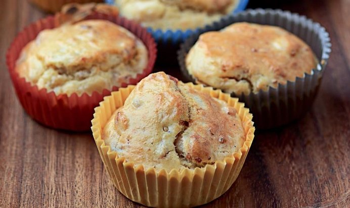 Маффины с цесаркой и беконом