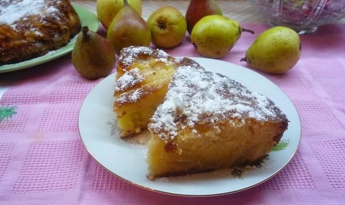 Кекс с грушей