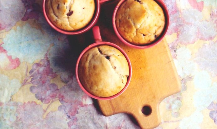 Веганские маффины с вишней