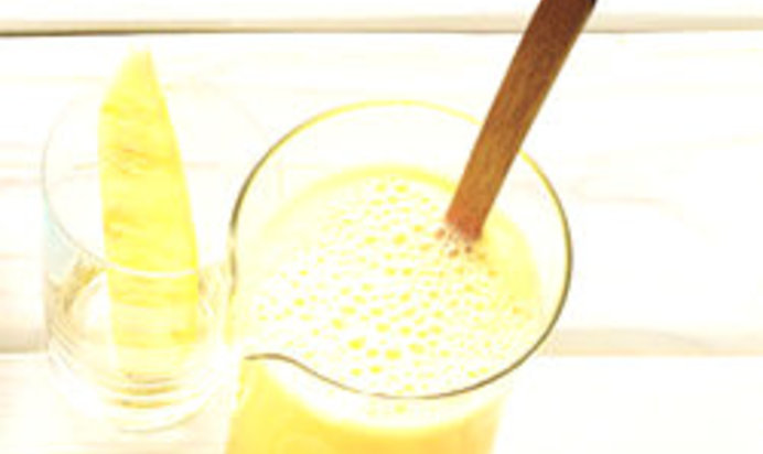 Ананасово-имбирный напиток