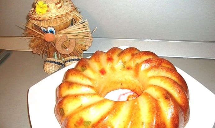 Кекс с цукатами