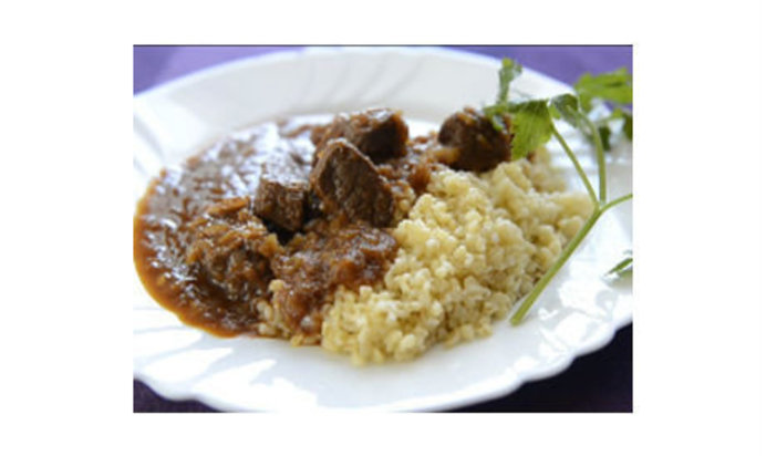 Гуляш с булгуром