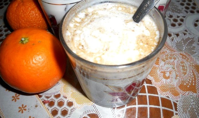 Коктейль кефирный послепраздничный