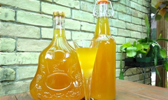 Абрикосовый ликер