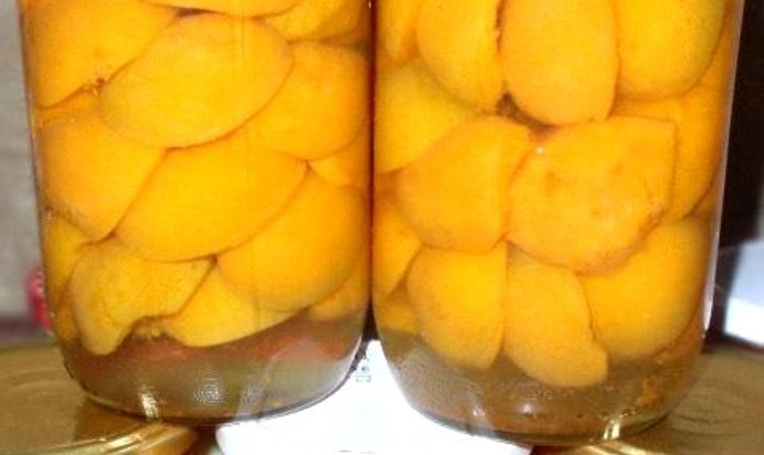 Компот из абрикосов