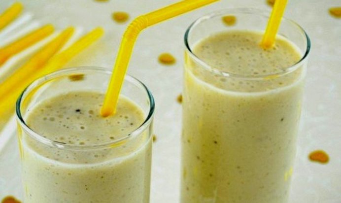 Ряженка с бананом