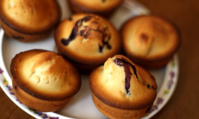 Маффины с целой голубикой