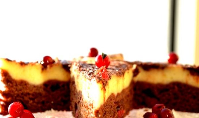 Брусничный торт с белым шоколадом