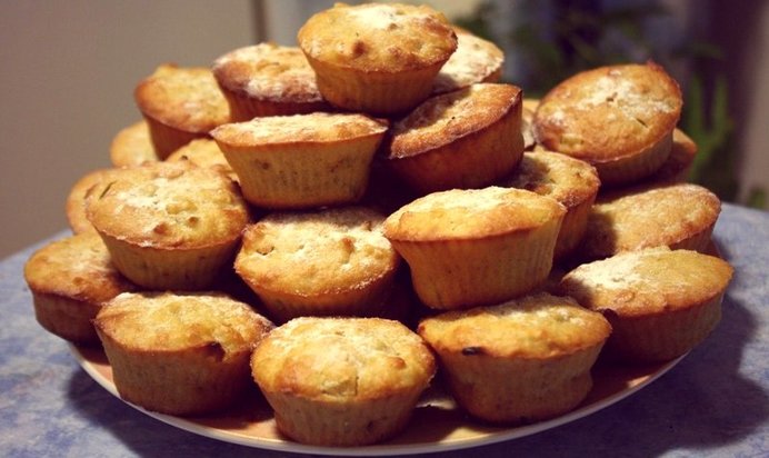 Маффины с грушами и корицей