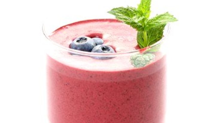 Коктейль с черникой