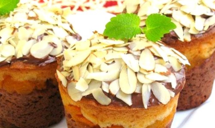 Маффины с абрикосами