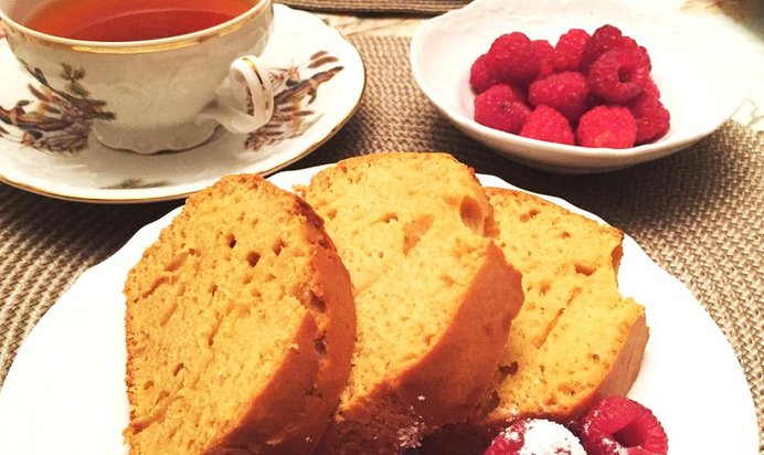 Кекс медовый со сметаной