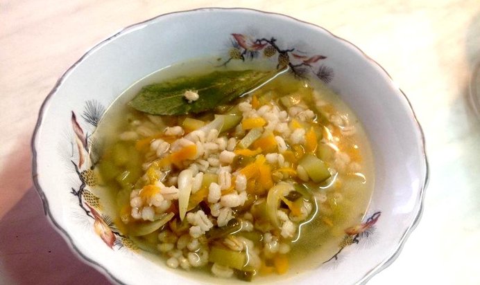 Рассольник с перловкой