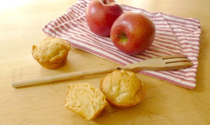 Яблочные маффины