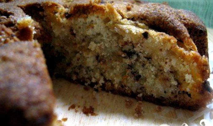 Грушевый торт с фундуком и шоколадом