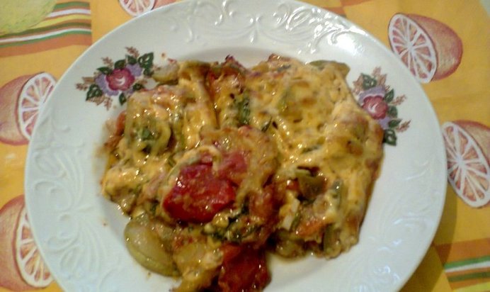 Овощное рагу под сырной шапкой