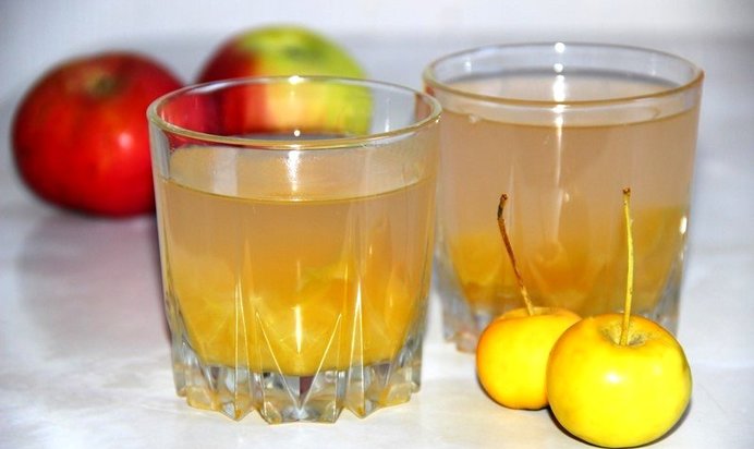 Компот из свежих яблок